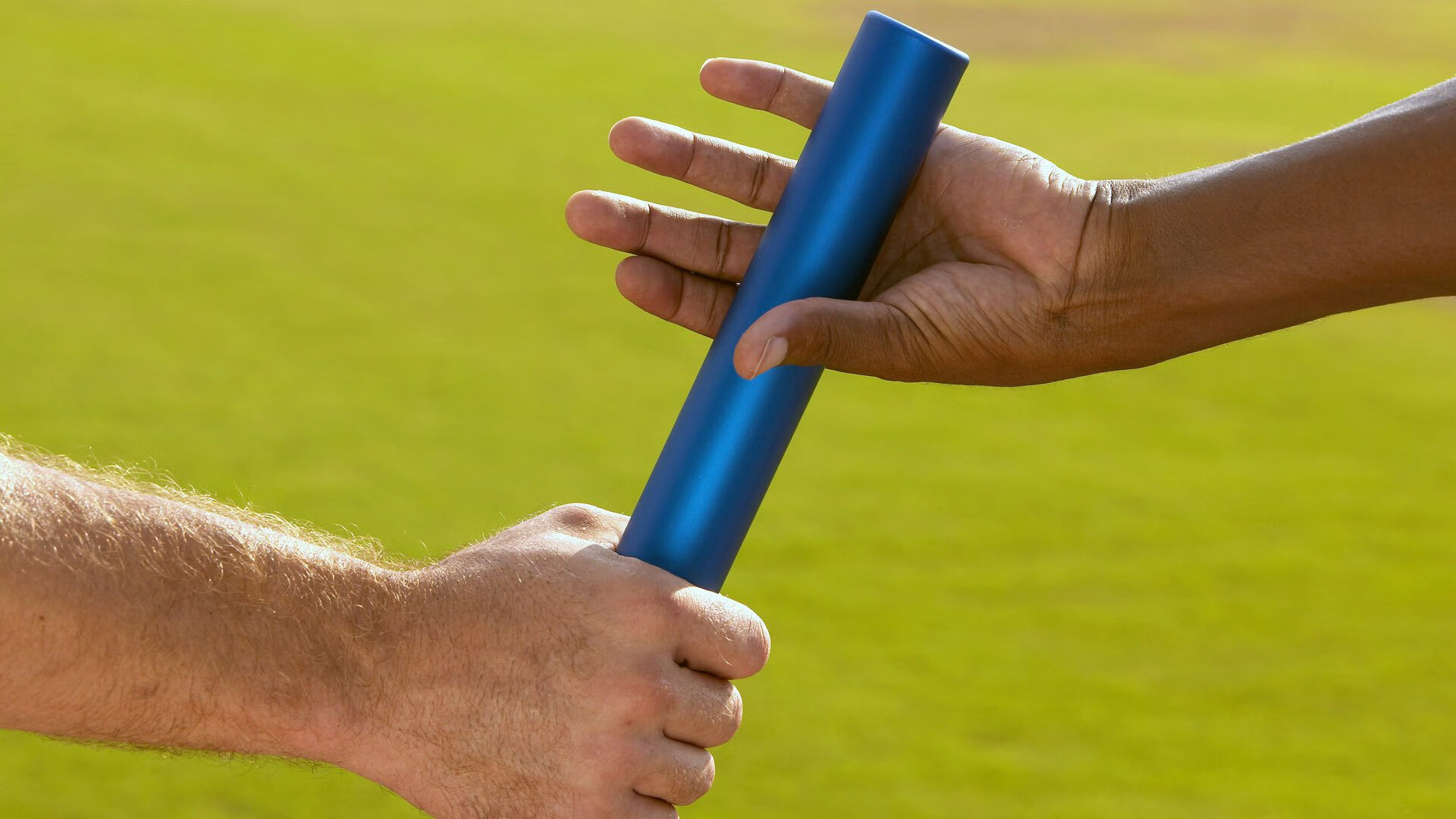 华体会娱乐平台-五大联赛是否推动短传控制核心球员向后场倾斜，短传最好的球员